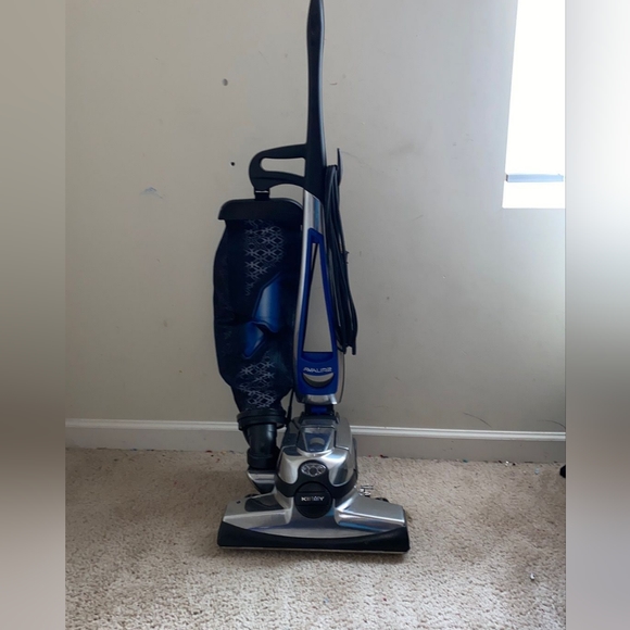 Kirby Vacuum AVALIR 2 with all accessories and is unused. - Picture 5 of 7